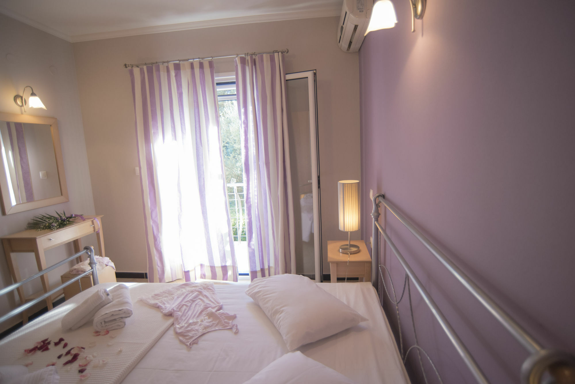 ניקיאנה Villa Theodora מראה חיצוני תמונה